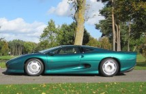 1994_jaguar_xj220_side